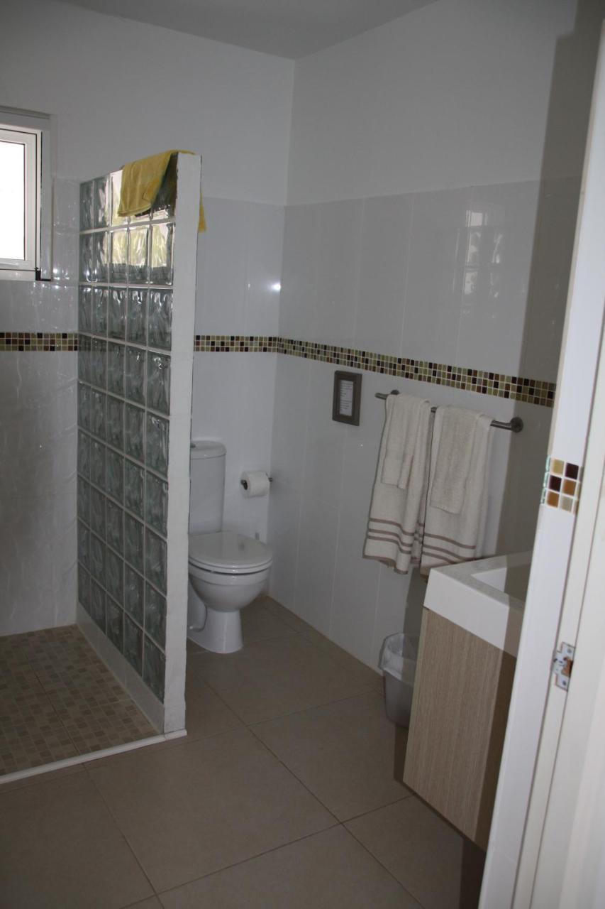 Whitehouse Lagun Apartments Esterno foto