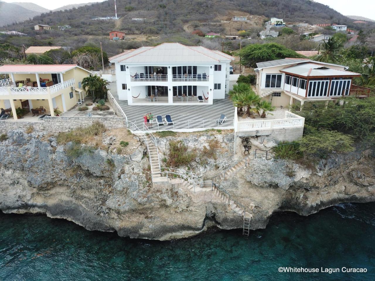 Whitehouse Lagun Apartments Esterno foto